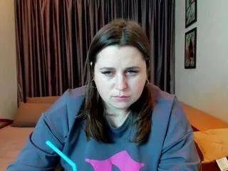 Freechat naomi2life on CamSoda