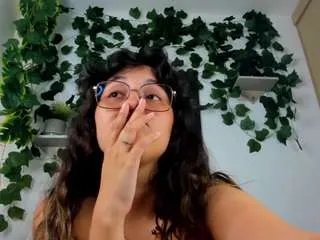 Freechat nataliepeterson on CamSoda