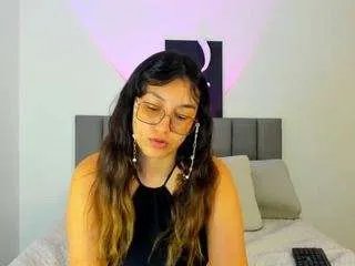 Freechat nataliepeterson on CamSoda