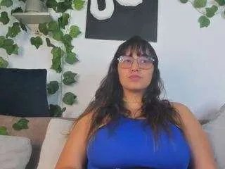 Freechat nataliepeterson on CamSoda