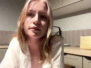 Offline natalyaspreitzer on CamSoda