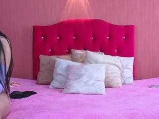 Offline natasha-monse on CamSoda