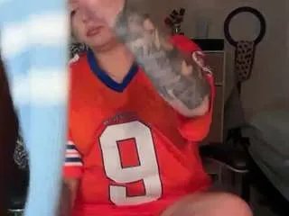 Offline nativepumpkin95 on CamSoda