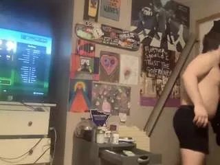 Offline naughtiboi23 on CamSoda