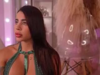 Freechat niiaa1 on CamSoda