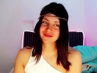 Offline oxana-novikov on CamSoda