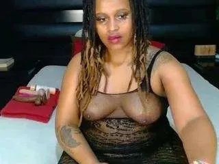 Freechat queennicky1 on CamSoda