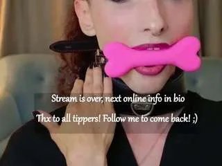 queenxofxtease on CamSoda