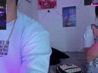 Freechat randy-and-candy on CamSoda