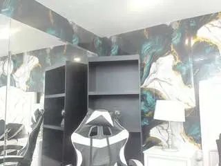 Offline rave-connor on CamSoda