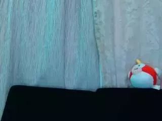 rebecca77valentine on CamSoda 