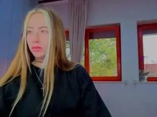 Offline reina-cummingss on CamSoda