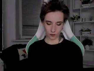 Offline reinramm on CamSoda