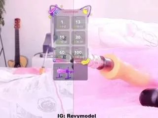 Offline revyhot on CamSoda