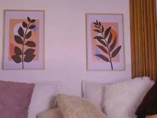 Offline saorifox on CamSoda