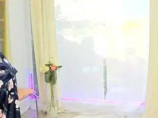 Freechat selena-reeves on CamSoda