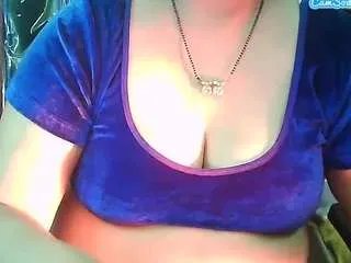 Offline sexysapna on CamSoda