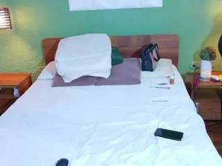 Offline shamiraspencer on CamSoda