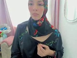 Offline sofiaarivera on CamSoda