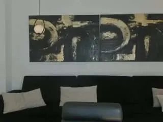 Freechat toricross on CamSoda