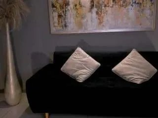 Freechat toricross on CamSoda