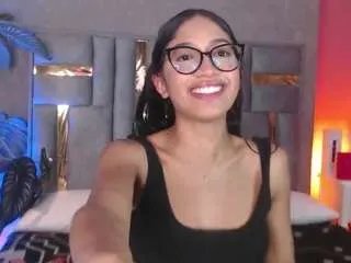 Offline tyla-fg on CamSoda