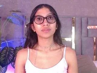 Offline tyla-fg on CamSoda