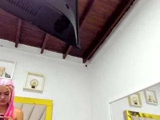 Offline vahiolet-fuentes1 on CamSoda