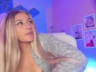 Offline valkiria-ponce on CamSoda