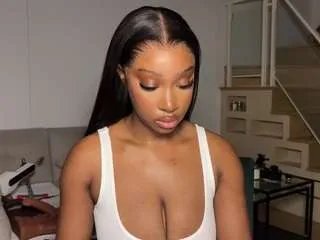 Offline violet6xft on CamSoda