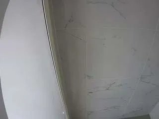 Freechat voyeurcam-casa-salsa-bathroom-8 on CamSoda