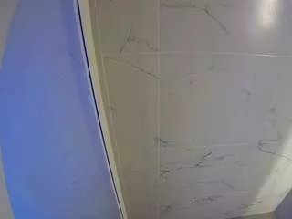 Freechat voyeurcam-casa-salsa-bathroom-8 on CamSoda