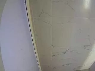 Freechat voyeurcam-casa-salsa-bathroom-8 on CamSoda
