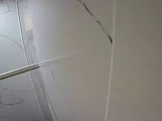 Freechat voyeurcam-casa-salsa-bathroom-9 on CamSoda