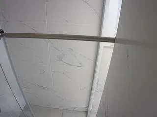 Freechat voyeurcam-casa-salsa-bathroom-9 on CamSoda