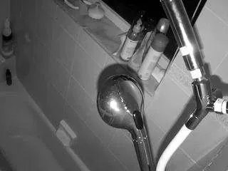 Freechat voyeurcam-charleys-bathroom on CamSoda