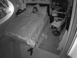 Freechat voyeurcam-hornyhostel-01 on CamSoda