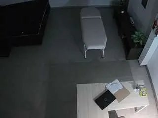 Offline voyeurcam-jb-room-2 on CamSoda