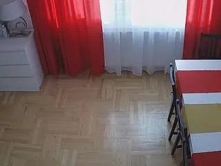 Freechat voyeurcam-julmodels-dining-2 on CamSoda
