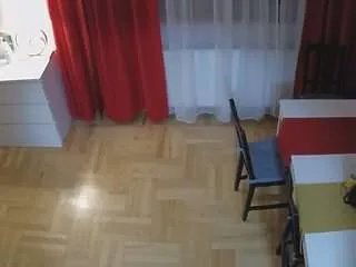 Freechat voyeurcam-julmodels-dining-2 on CamSoda