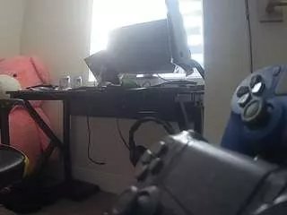 Offline voyeurcam-sexy-little-ana-01 on CamSoda