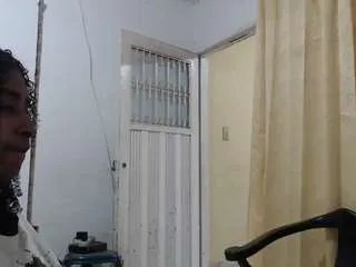 Offline yohatinelly on CamSoda