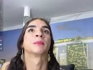 Offline zakura-hot-18 on CamSoda