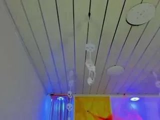 Offline zoeconnor19 on CamSoda