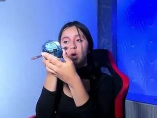 Offline zoeconnor19 on CamSoda