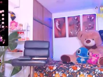 Freechat alexafoxxy01 on Chaturbate