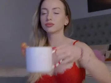 Freechat alexiswhiteee on Chaturbate