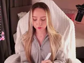 alodiaacomb on Chaturbate