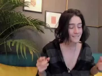 Freechat andrew_round on Chaturbate