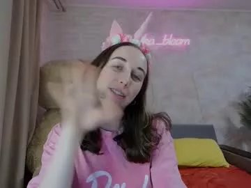 Freechat anikabloom on Chaturbate